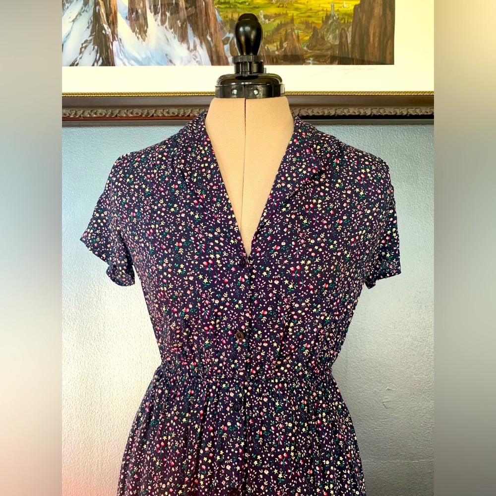 💐Cute floral navy dress! Cottage core💐